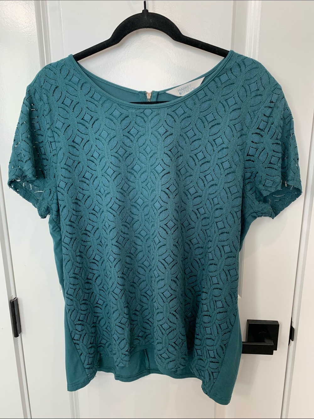 Market & Spruce Teal Geometric Lace Short Sleeve Top
